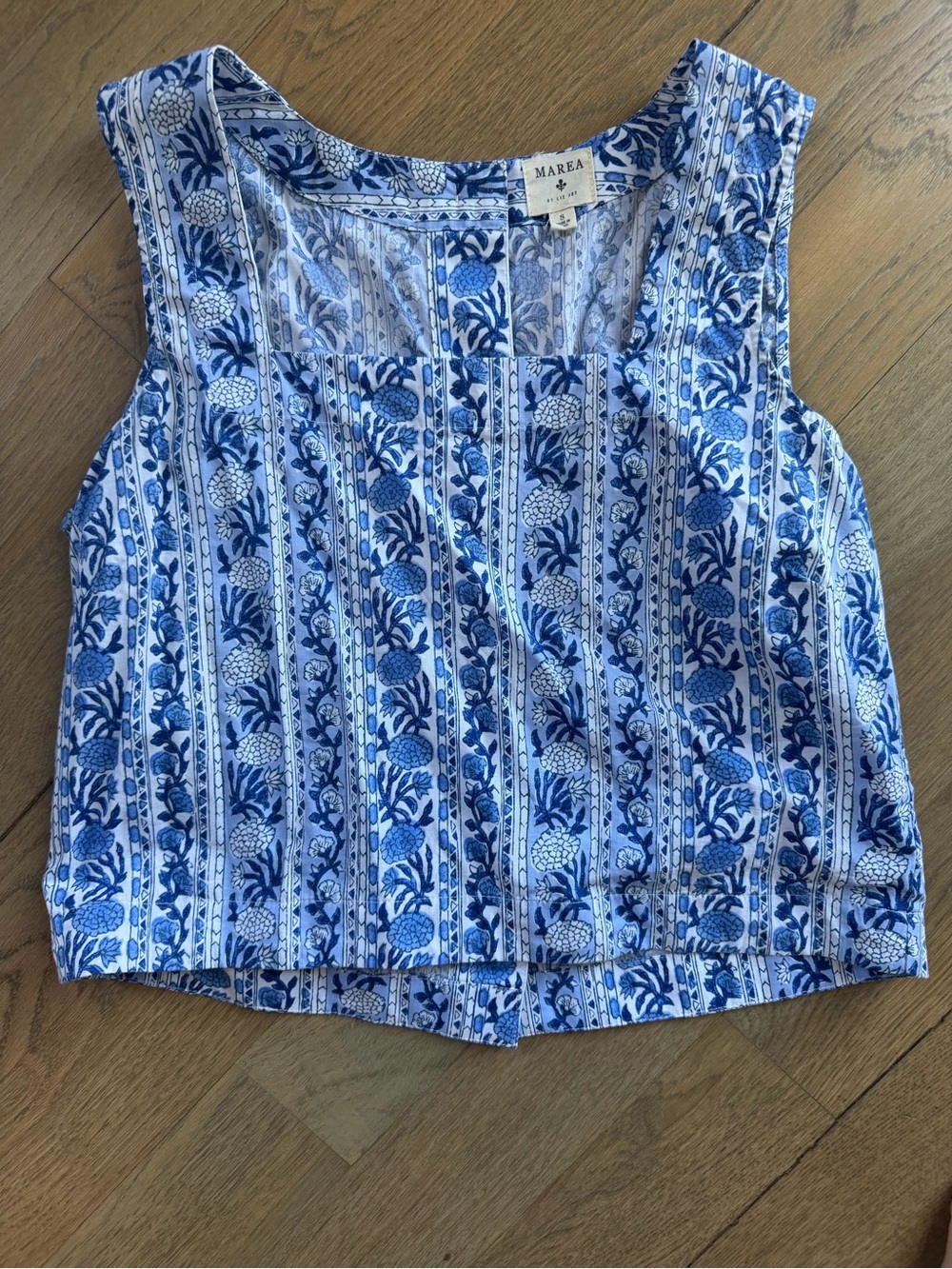 Marea by Liz Joy Tank! - Picture 2 of 3